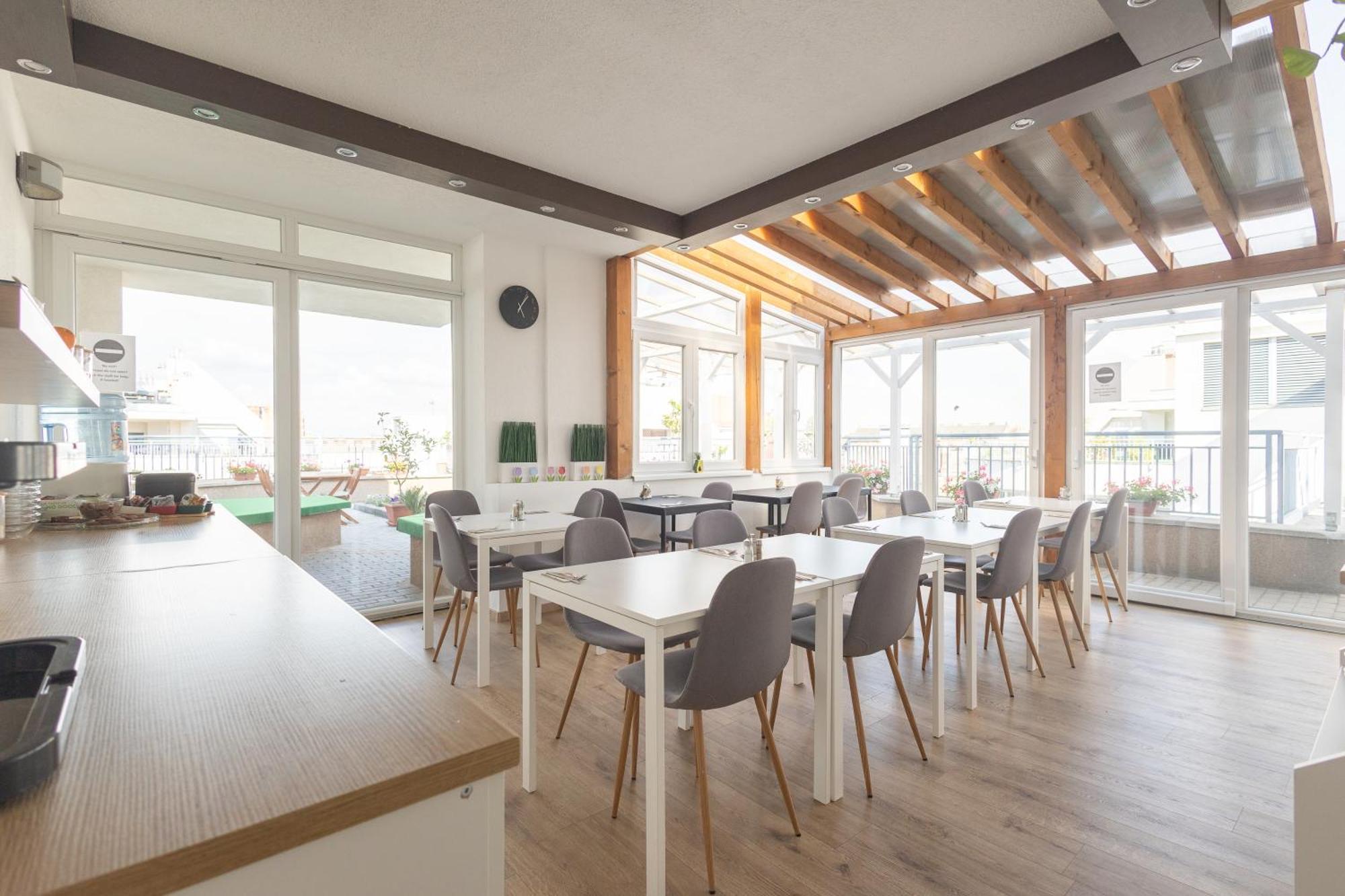Rooftop City Residence With Deep Garage Budapest Exterior foto